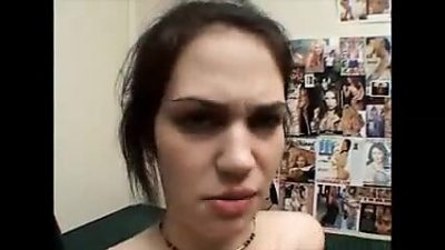 38 delicious girls gargle & swallow 287 cumshots